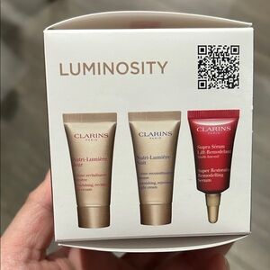 Clarins Luminosity Mini Skincare Trio